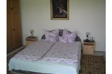 Šeiminis pensionas Vonyarcvashegy 4